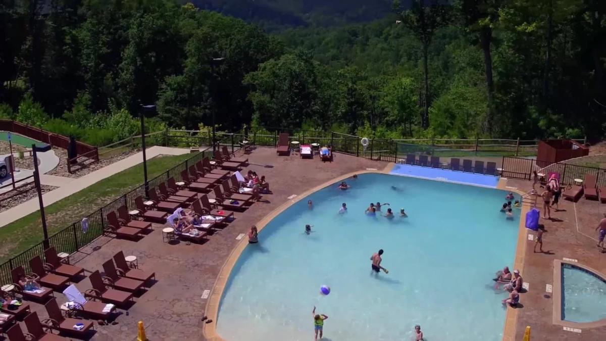 2Br Westgate Resort Sleeps 10 - Smoky Mtn Condo With Free Water Park Gatlinburg Exteriér fotografie