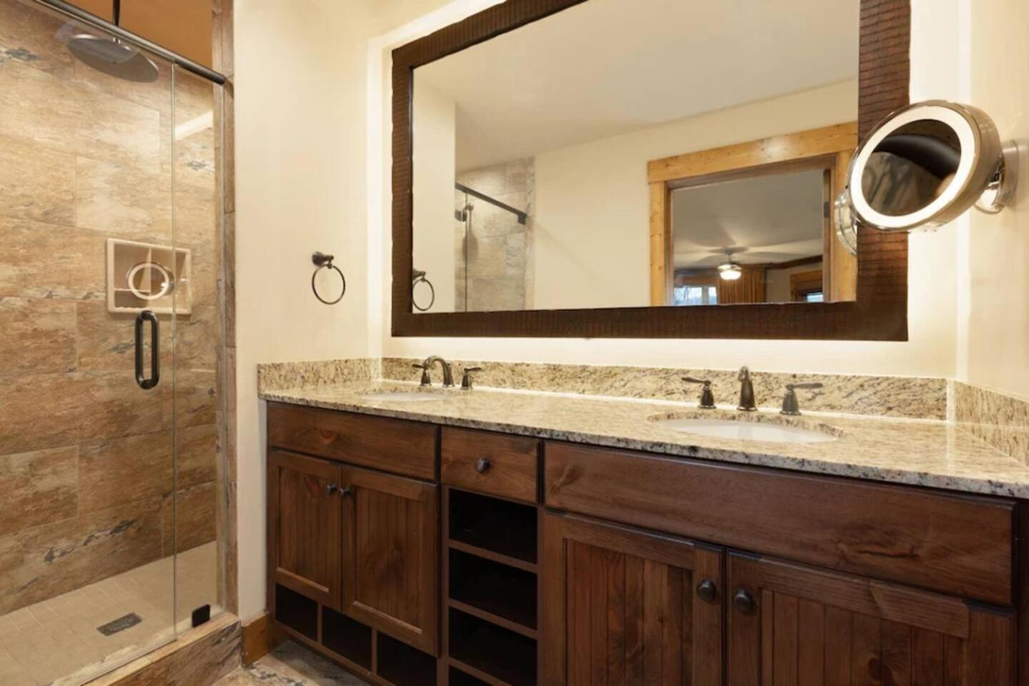 2Br Westgate Resort Sleeps 10 - Smoky Mtn Condo With Free Water Park Gatlinburg Exteriér fotografie